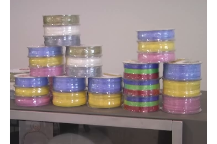 Ribbon Spools, Stretch Film Banding, unitizing, multipacking, bundling